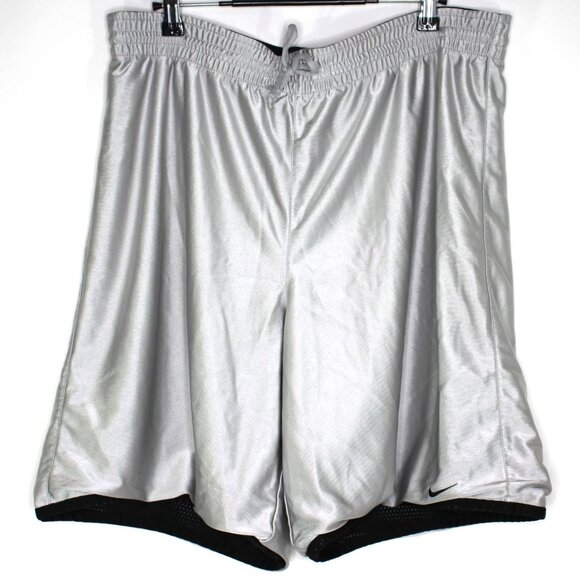 Vintage Nike Mens 34 x 9 Shiny Silky Dazzle Reversible Basketball Shorts F1241 - Picture 1 of 5